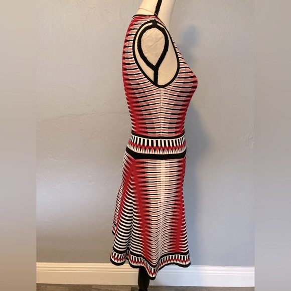 Black and red Ronny Kobo dress 👗 size extra small - Picture 4 of 8